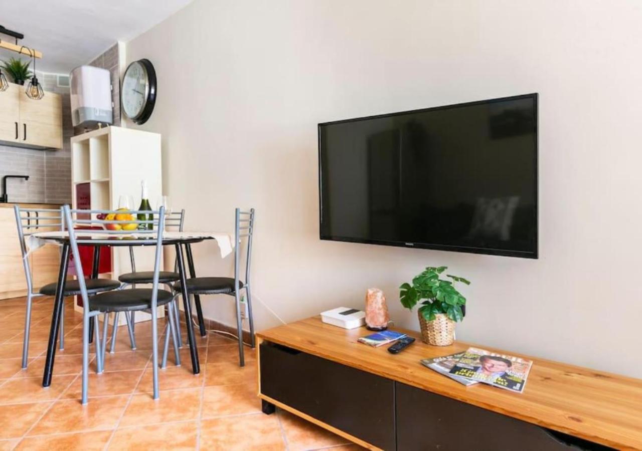 Cosy Apartment In Los Cristianos 5Min To The Ocean Luaran gambar
