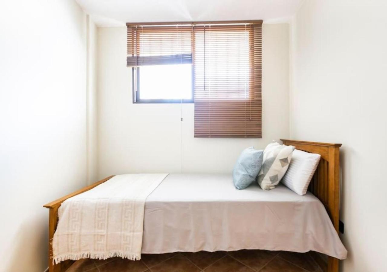 Cosy Apartment In Los Cristianos 5Min To The Ocean Luaran gambar