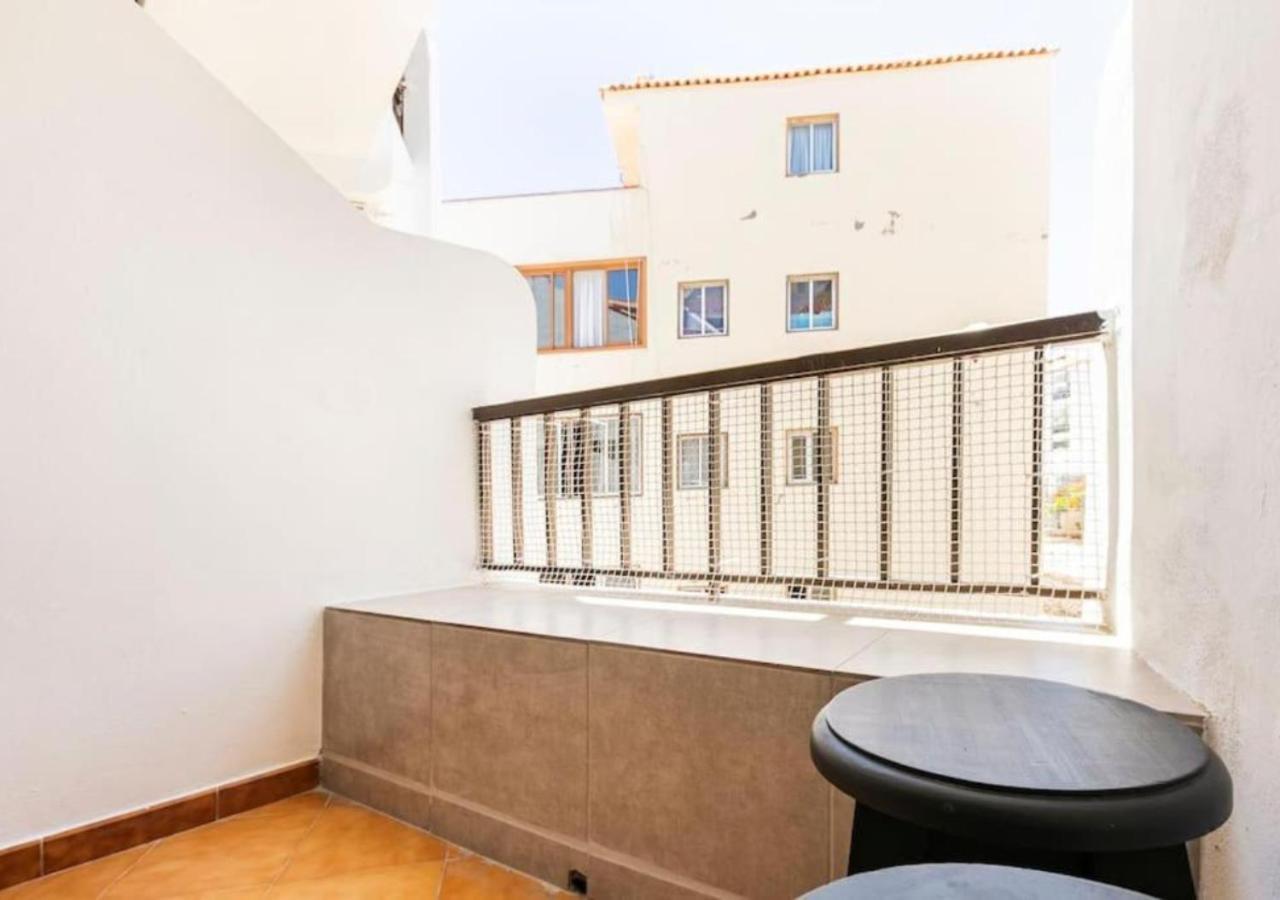 Cosy Apartment In Los Cristianos 5Min To The Ocean Luaran gambar