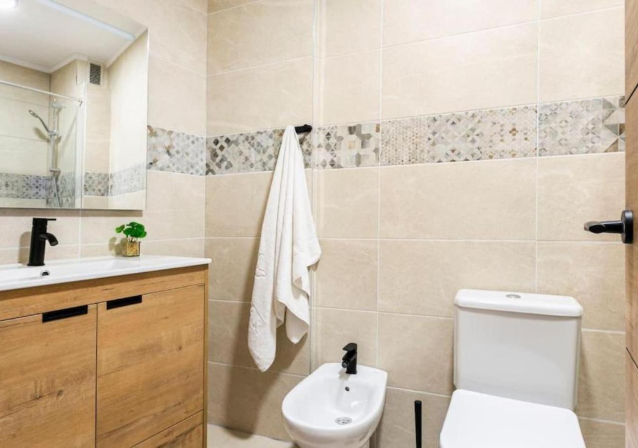 Cosy Apartment In Los Cristianos 5Min To The Ocean Luaran gambar