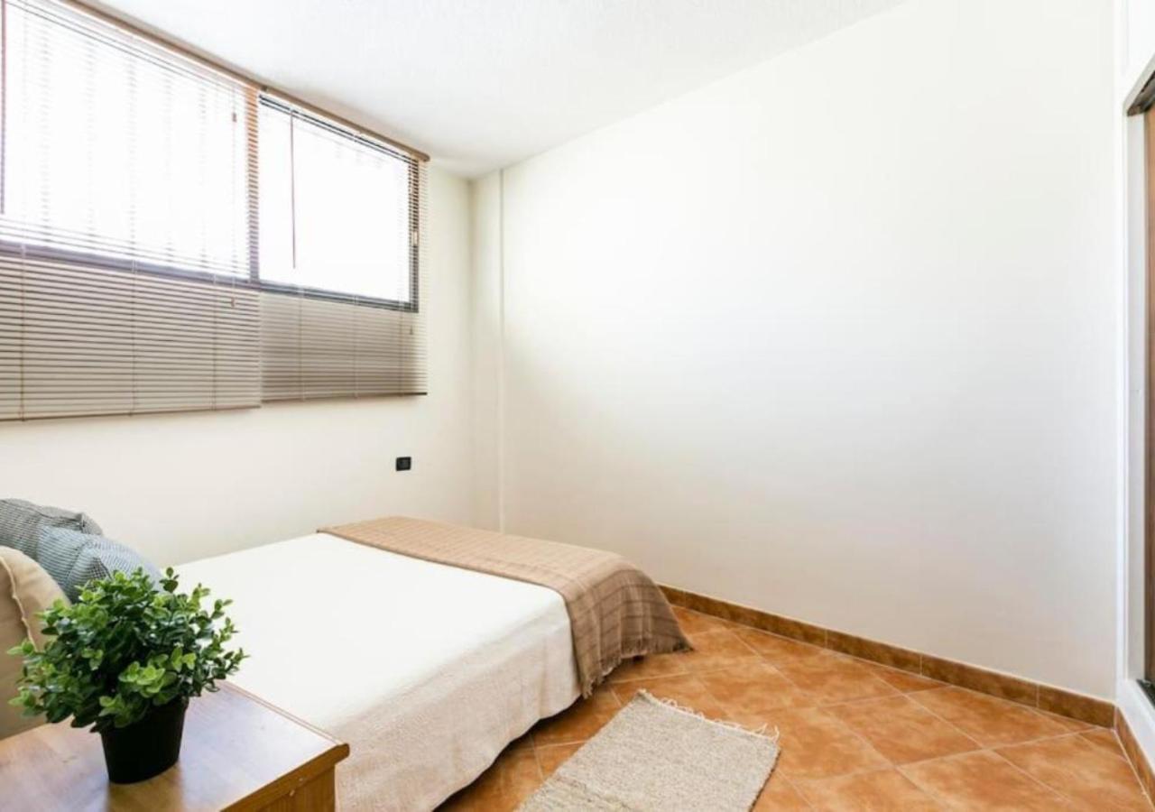 Cosy Apartment In Los Cristianos 5Min To The Ocean Luaran gambar
